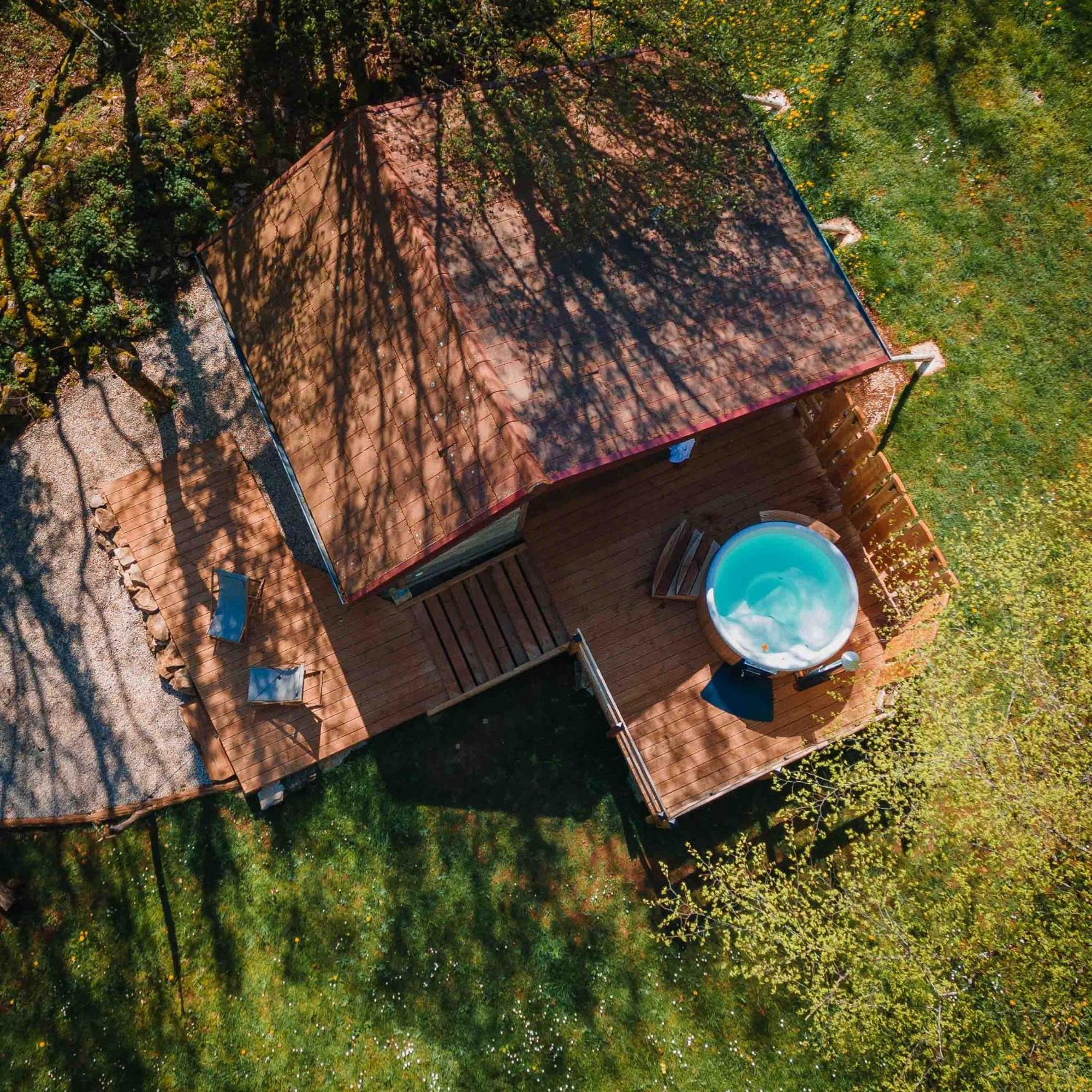 Cabane SPA Insolite Charnay  Extérieur photo